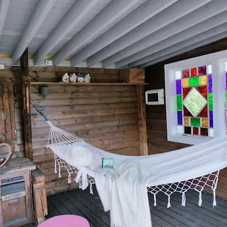 Vakantiehuis With An Outdoor Master Bedroom And Double Bedroom In The Main *